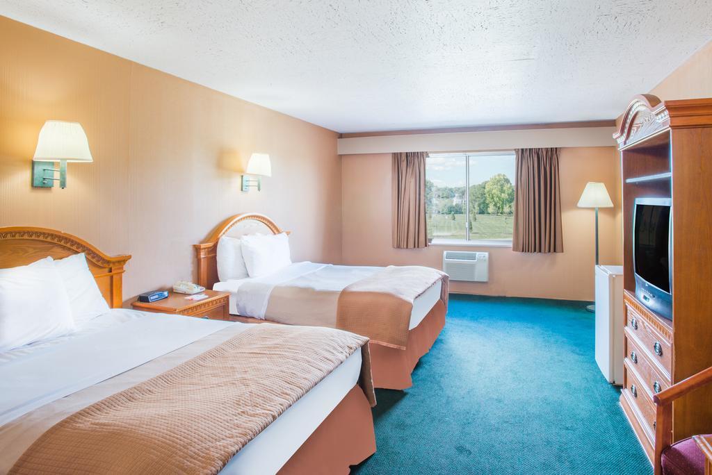 The Niagara Inn Niagara Falls Eksteriør billede